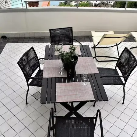 בית נופש Chez Angelina - De Vivo Realty *