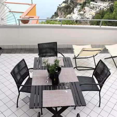 Chez Angelina - De Vivo Realty בית נופש