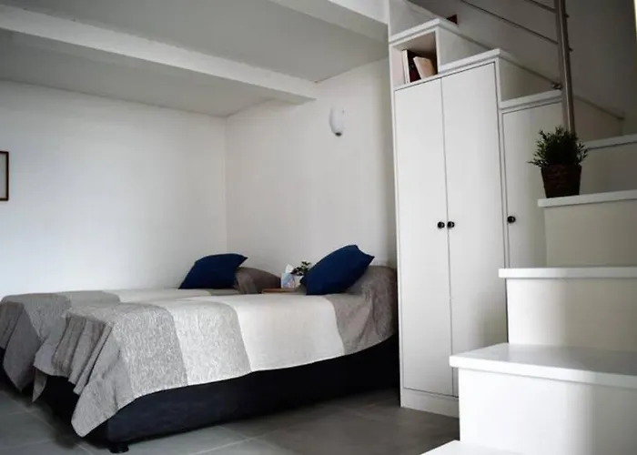 בית נופש Chez Angelina - De Vivo Realty *