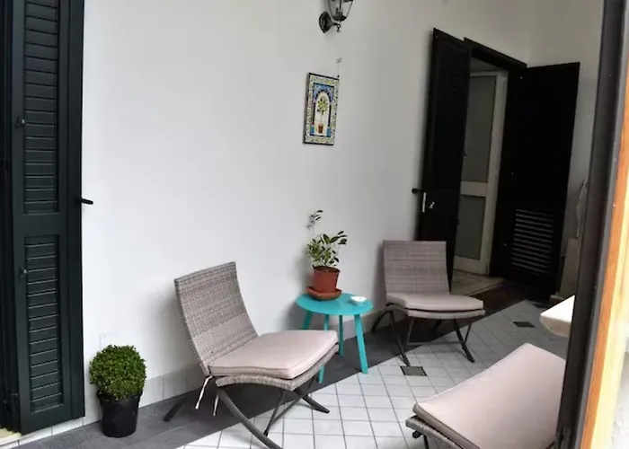 Chez Angelina - De Vivo Realty פוזיטנו