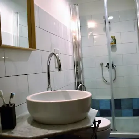 Vakantiehuis Chez Angelina - De Vivo Realty *