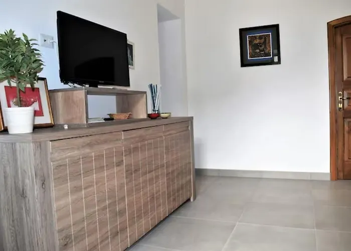 Chez Angelina - De Vivo Realty *